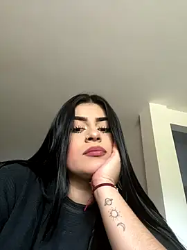 Kariina  69 online show from September 8, 2025, 9:36 pm