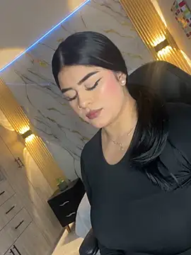 Kariina  69 online show from February 25, 2026, 12:53 am