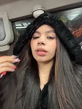 Cristina pinkk online show from February 7, 2026, 1:09 am