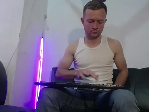 hot mann11 online show from March 10, 2026, 2:22 pm