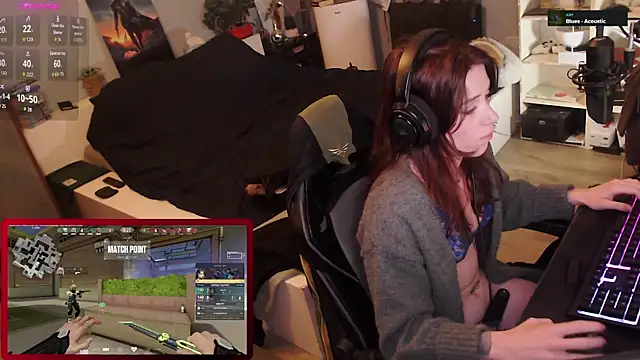 Horny Makima online show from November 1, 2025, 10:17 am