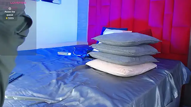 Robbin Blaze online show from March 2, 2026, 11:00 pm