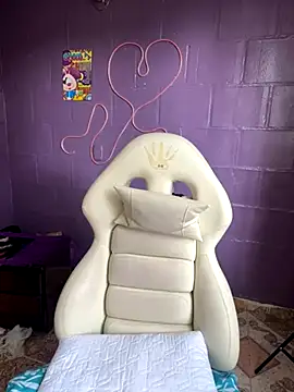 Snapshot of Baby__Otaku chatting on October 9, 2025, 7:23 pm Baby Otaku online show from October 9, 2025, 7:23 pm