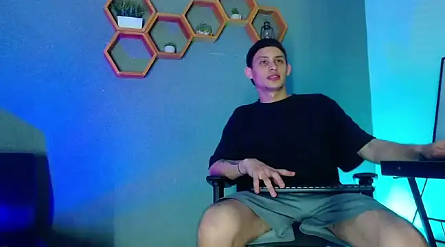 Snapshot of Latin_party_forsex chatting on March 21, 2025, 8:17 am Latin party forsex online show from March 21, 2025, 8:17 am