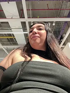 Mia  Gray online show from May 18, 2026, 6:14 pm