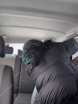 MeekyRich online show from November 11, 2025, 5:07 am