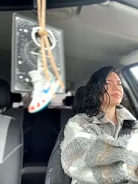 MeekyRich online show from March 29, 2026, 4:34 am