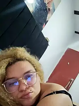 Monserratalexa online show from March 5, 2026, 6:31 am