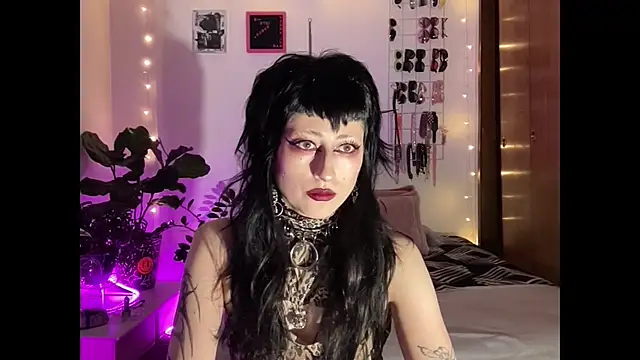 ELENA UMBRA online show from January 14, 2026, 1:00 am