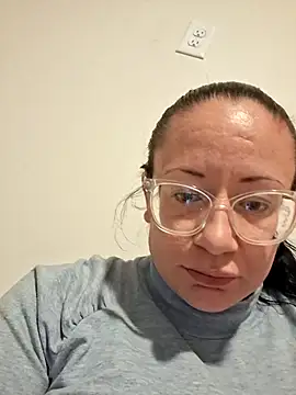 kinkikatie69 online show from June 17, 2026, 7:15 pm