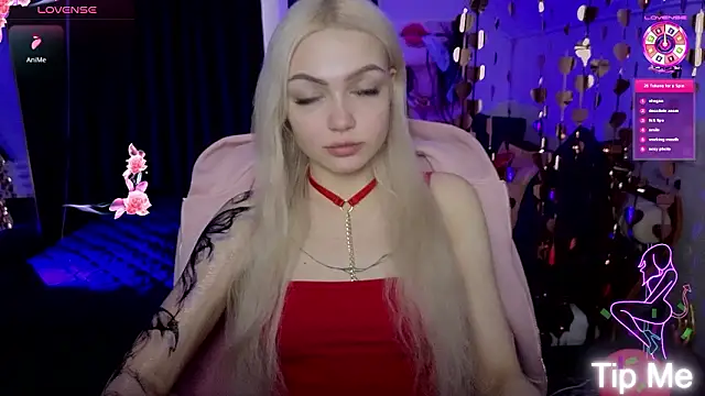 LinaLirian online show from March 25, 2026, 10:10 am