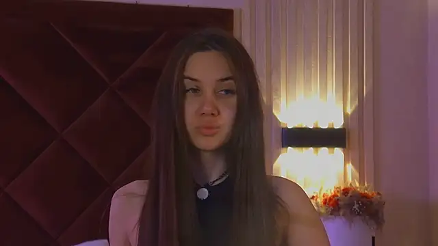 StacyHarland online show from October 20, 2025, 4:24 am