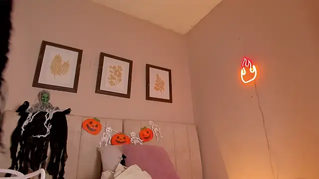  lucia 18 online show from October 31, 2025, 4:41 pm