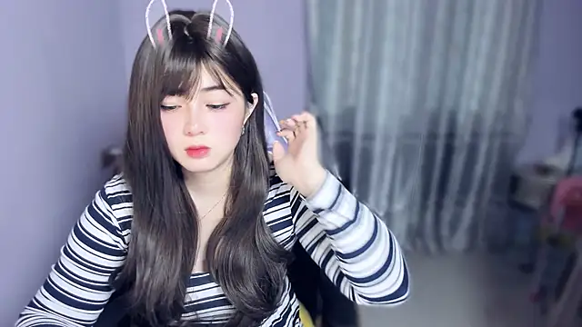 yuki3366 online show from November 18, 2025, 4:39 am