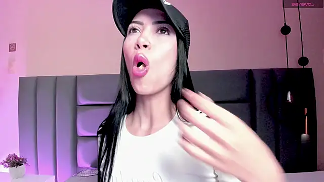 AbbieJoness  online show from March 31, 2026, 11:43 am