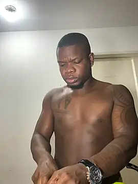 feliipehot online show from October 10, 2025, 6:40 pm