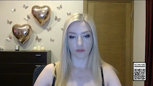 Snapshot of Wild_Silk_Desire chatting on June 8, 2026, 3:23 pm Wild Silk Desire online show from June 8, 2026, 3:23 pm