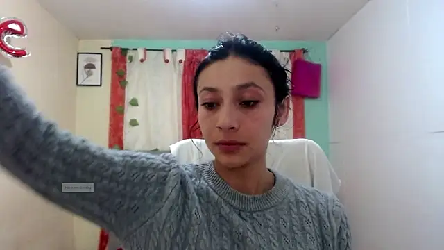 vale miel online show from October 7, 2025, 8:39 pm