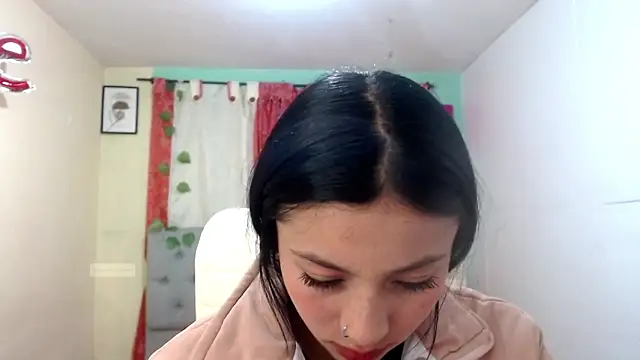 vale miel online show from October 15, 2025, 11:49 pm