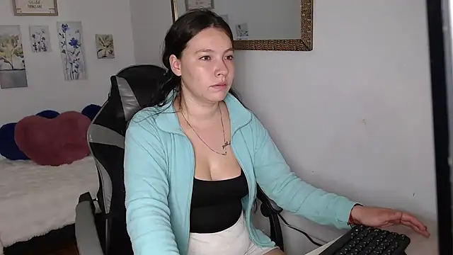 Snapshot of mariaana__222 chatting on March 4, 2026, 3:34 am mariaana 222 online show from March 4, 2026, 3:34 am