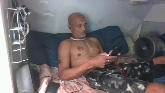 badboy2u2025 online show from December 21, 2025, 3:08 pm