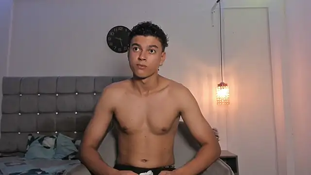 Santy Stump online show from November 24, 2025, 8:19 pm