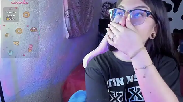 Snapshot of abbie_jensen_ chatting on October 30, 2025, 2:24 am abbie jensen  online show from October 30, 2025, 2:24 am