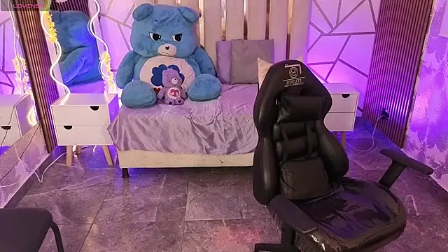 Siiam tay online show from October 9, 2025, 3:26 am