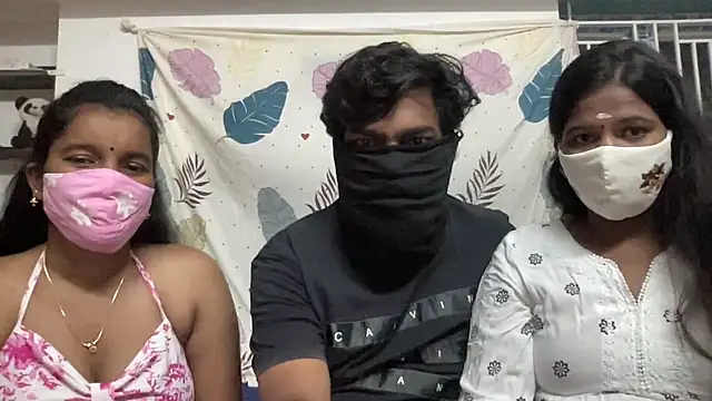 Snapshot of Tamil_india_couples_ chatting on July 17, 2026, 7:08 pm Tamil india couples online show from July 17, 2026, 7:08 pm