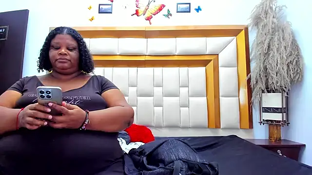 Exoticbigmandy online show from March 12, 2025, 2:45 pm