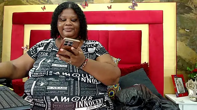 Exoticbigmandy online show from February 11, 2026, 8:47 pm