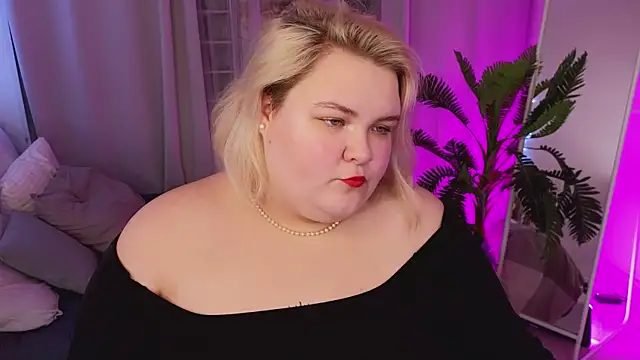 Ellabigbaby online show from October 18, 2025, 6:37 am