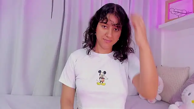 niia7 online show from March 2, 2026, 7:43 pm