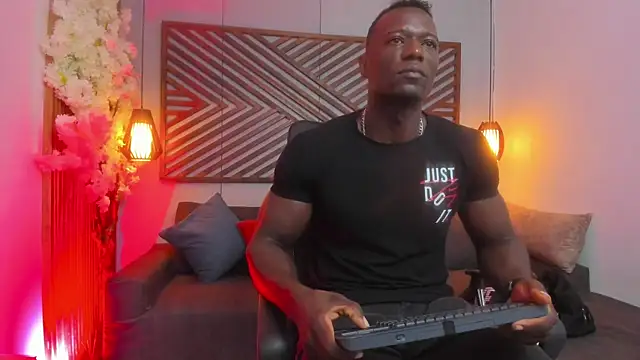 MarcusBlack  online show from September 25, 2025, 11:47 am