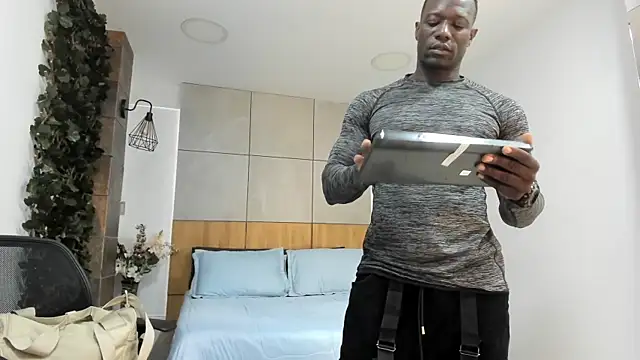 MarcusBlack  online show from January 14, 2026, 12:44 pm