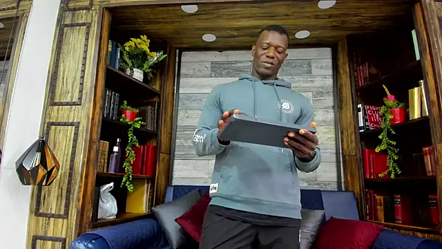 Snapshot of MarcusBlack_ chatting on July 1, 2026, 11:56 am MarcusBlack online show from July 1, 2026, 11:56 am