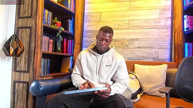 Snapshot of MarcusBlack_ chatting on July 18, 2026, 12:42 pm MarcusBlack online show from July 18, 2026, 12:42 pm