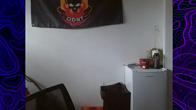 lustylyndon online show from September 10, 2025, 6:52 pm