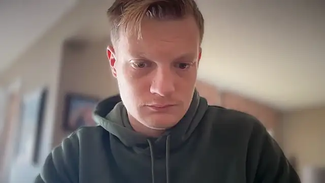 lustylyndon online show from November 26, 2025, 6:09 pm