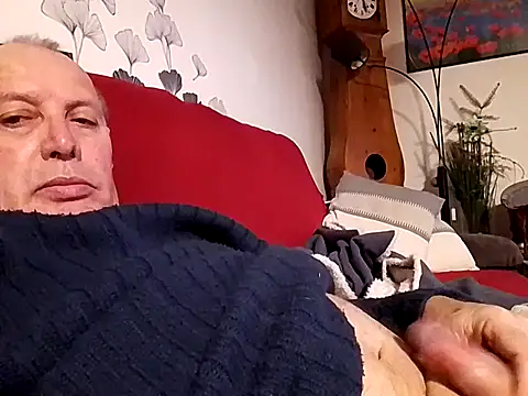 Vince072 online show from January 13, 2026, 4:34 pm