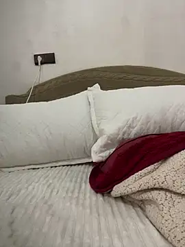 Snapshot of khayaal chatting on February 8, 2026, 3:59 pm khayaal online show from February 8, 2026, 3:59 pm