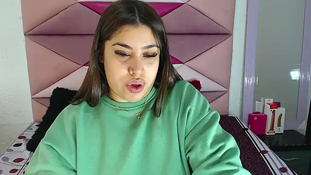 Snapshot of jazminslut chatting on September 26, 2025, 12:58 am jazminslut online show from September 26, 2025, 12:58 am