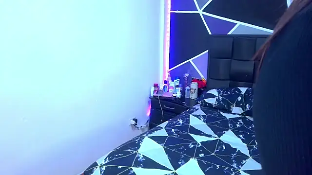 Snapshot of jazminslut chatting on February 5, 2026, 1:21 am jazminslut online show from February 5, 2026, 1:21 am