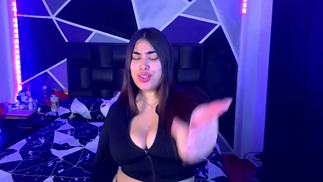 Snapshot of jazminslut chatting on February 11, 2026, 12:48 am jazminslut online show from February 11, 2026, 12:48 am