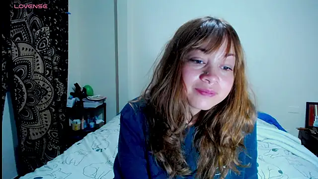 Violet Bosh online show from November 30, 2025, 4:33 pm