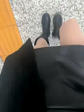 xiaoyuan01 online show from September 25, 2025, 2:15 am