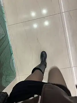 xiaoyuan01 online show from February 3, 2026, 2:53 am