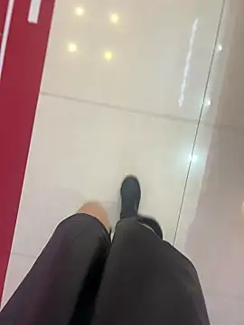 xiaoyuan01 online show from April 10, 2026, 3:12 am