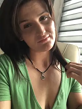 NikaSwan2831 online show from October 17, 2025, 9:34 am