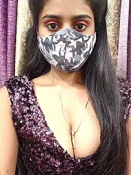 Aanya hotty online show from September 20, 2025, 4:52 pm